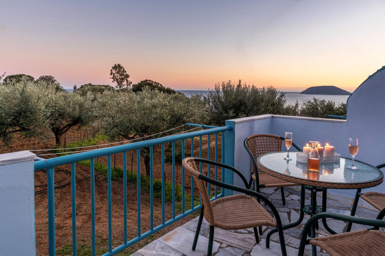 Secret Summer Havens - Perfectly Secluded Getaways Vasilítsion 外观 照片